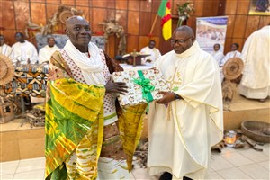 L’Institut Universitaire Catholique Saint-Jérôme de Douala reconnaissant à l’endroit de l’abbé Gustave MOHOMYE